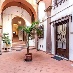 Lovely Ground Floor Colosseo Wi-fi Ac , Rome Italy