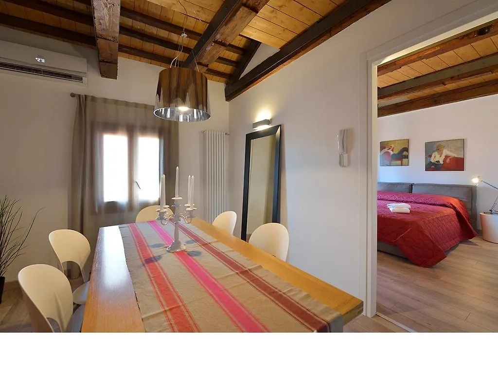 Sea To Sky Apartments By Wonderful Italy Wenecja 0*,  Włochy