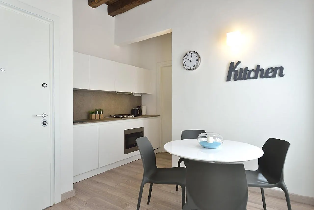 Sea To Sky Apartments By Wonderful Italy Wenecja 0*,